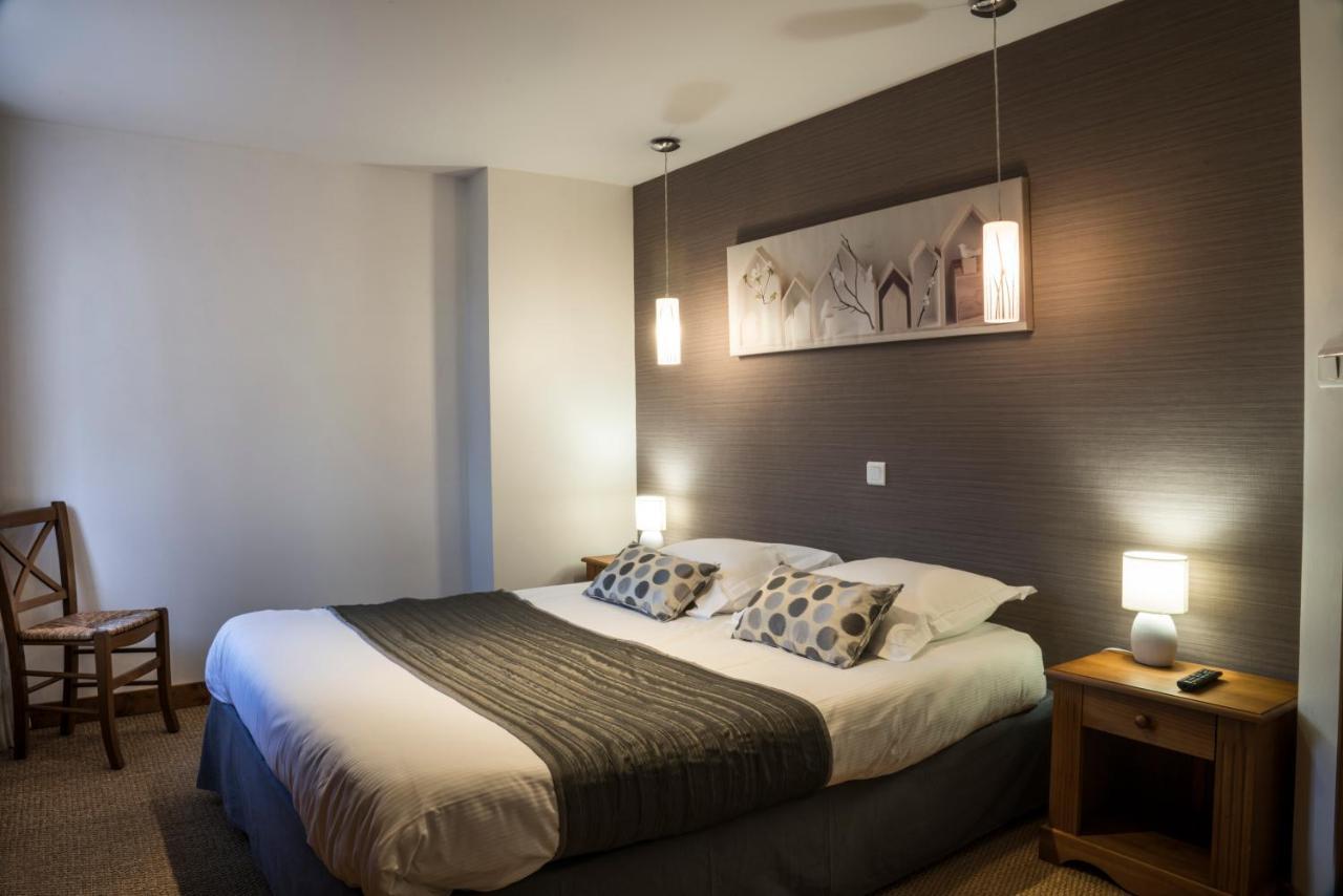 Hotel Saint-Pierre ポンタルリエ エクステリア 写真